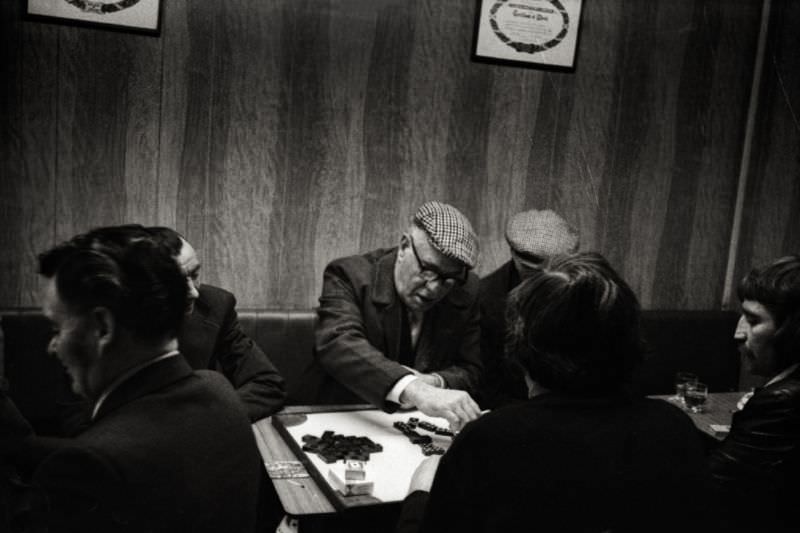 Domino players at Fell Em Doon Social Club, 1977