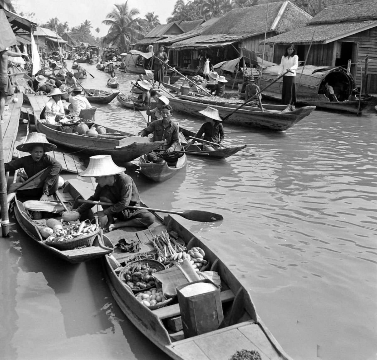 What Bangkok, Thailand looked like in the 1950s Through These Fascinating Vintage Photos