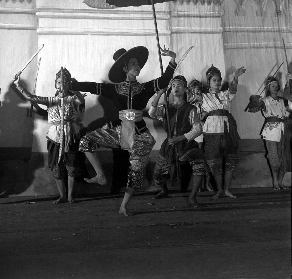 What Bangkok, Thailand looked like in the 1950s Through These Fascinating Vintage Photos