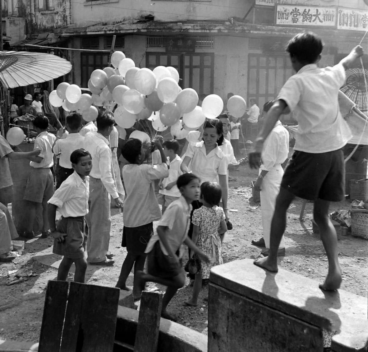 What Bangkok, Thailand looked like in the 1950s Through These Fascinating Vintage Photos