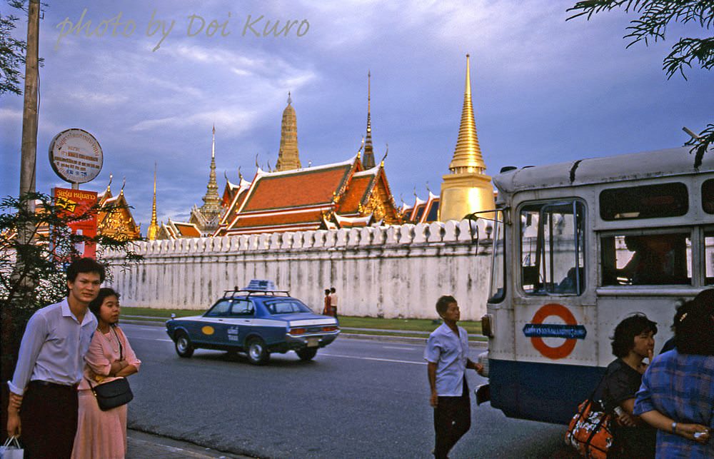 Bus stop near the Wat Phra Kaeo