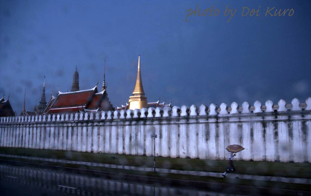Wat Phra Kaeo in the rain