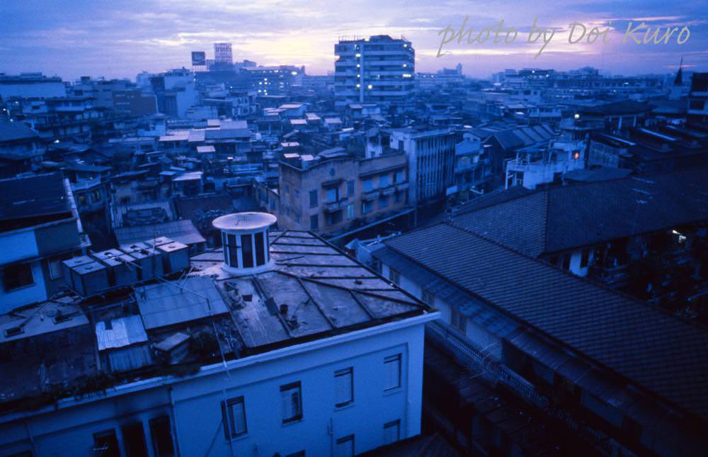 Yaowarat scene view from Krungkasem Srikrung Hotel