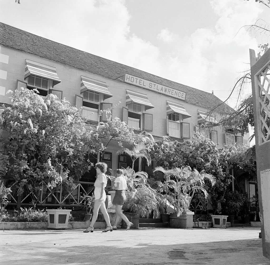 Guest arrive to the Hotel St. Lawrence in Bridgetown, 1946