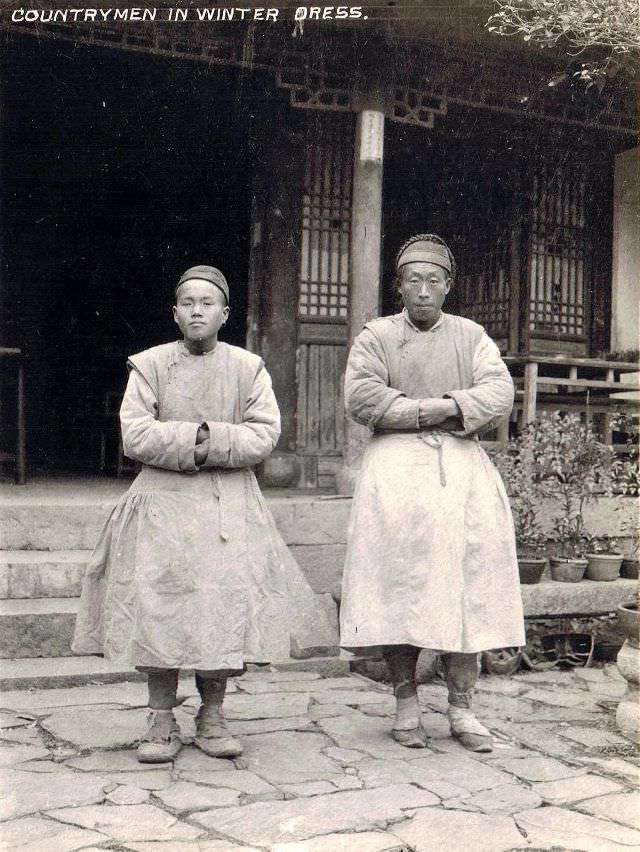 Countrymen in winter dresses