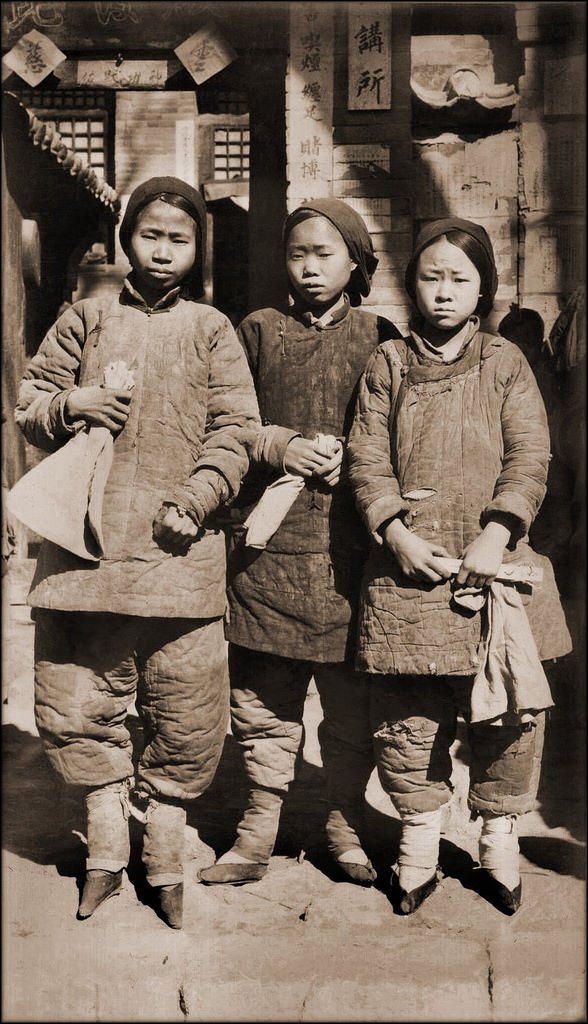 Fascinating Historical Photos of China in the 1930s that Offer a Glimpse into Everyday Life