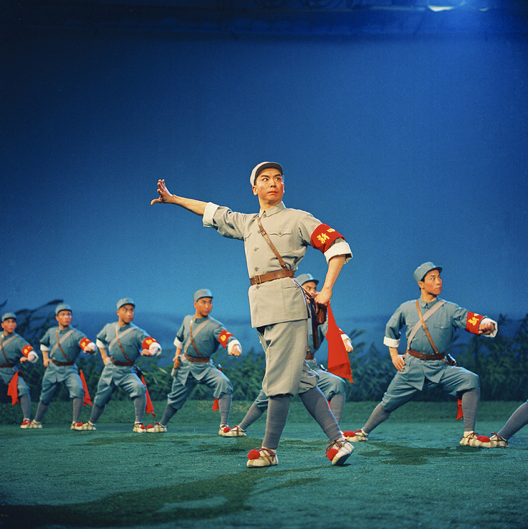 Beautiful Photos of Chinese Operas During the Cultural Revolution in the 1960s and 1970s