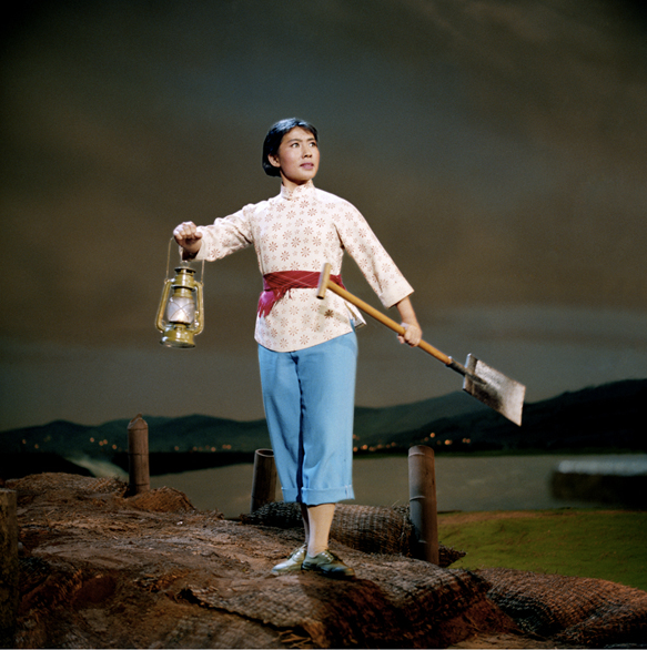 Beautiful Photos of Chinese Operas During the Cultural Revolution in the 1960s and 1970s