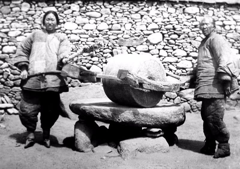 Bound Feet: Horrible Body Modification that Chinese Women Practiced for One Thousand years