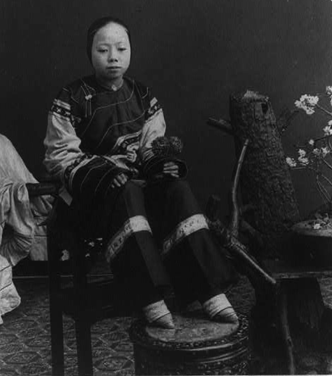 Bound Feet: Horrible Body Modification that Chinese Women Practiced for One Thousand years