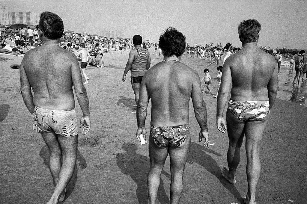 Life in Coney Island in the 1970s Through the Lens of Bruce Gilden