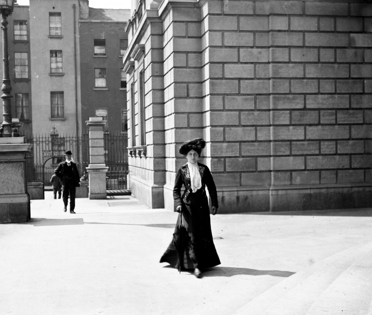 Everyday Life in Dublin, Ireland at the Turn of the 20th Century