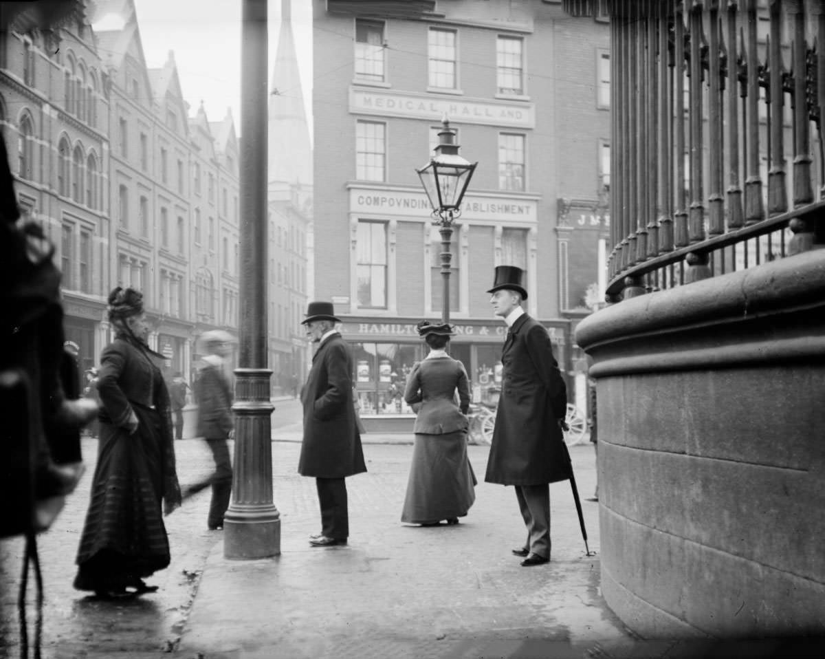 Everyday Life in Dublin, Ireland at the Turn of the 20th Century