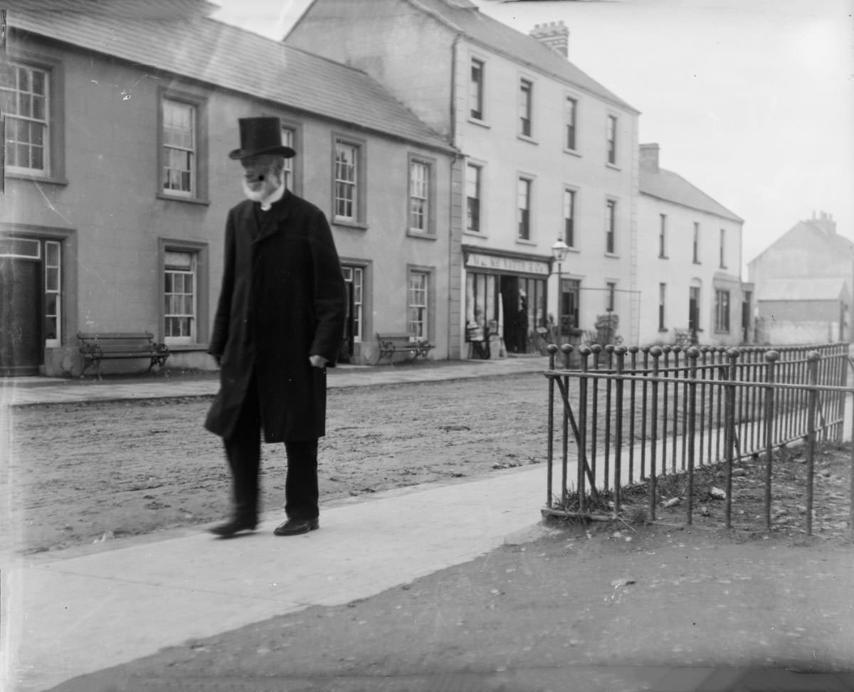 Everyday Life in Dublin, Ireland at the Turn of the 20th Century