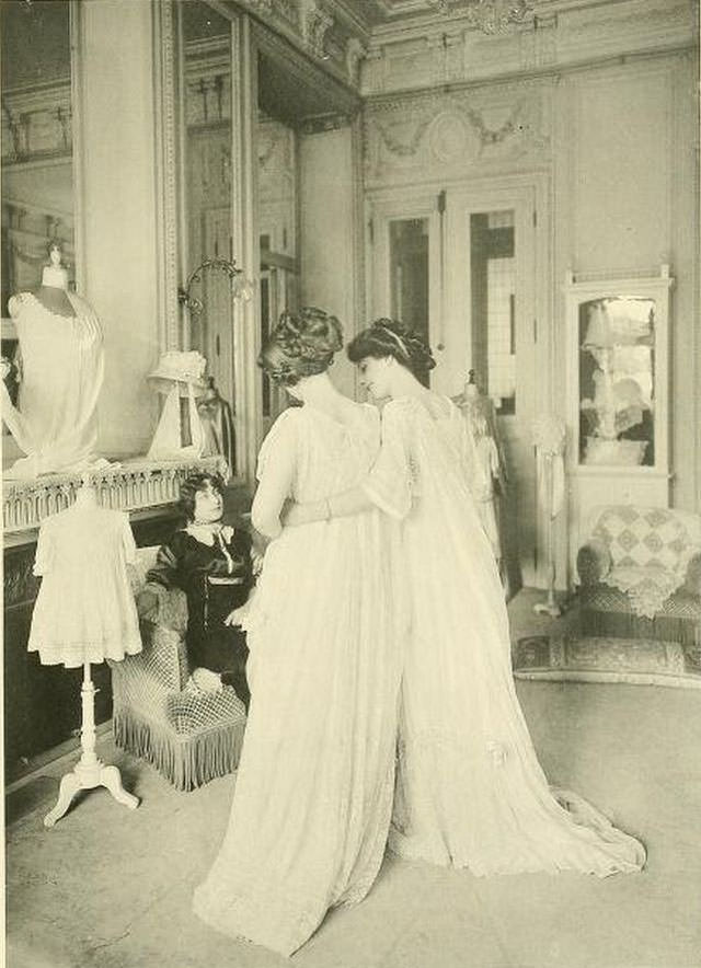 Edwardian Paris Fashion Houses: Stunning Photos of Beautiful Ladies in Tailor Stores in the 1910s