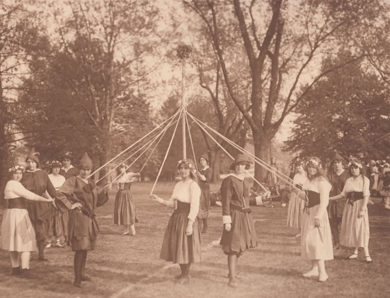 Girton School for Girls, May Revels, 1914.
