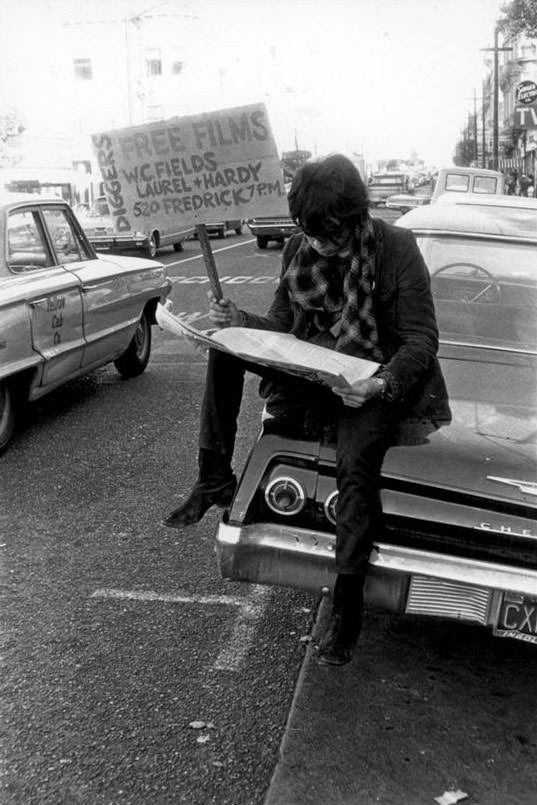 Life of Hippies and Rebellious Youth of San Francisco in 1960s
