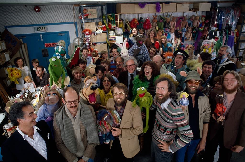 The artists and crew behing the television program The Muppet Show, created and produced by Jim Henson (front, 3rd from L).