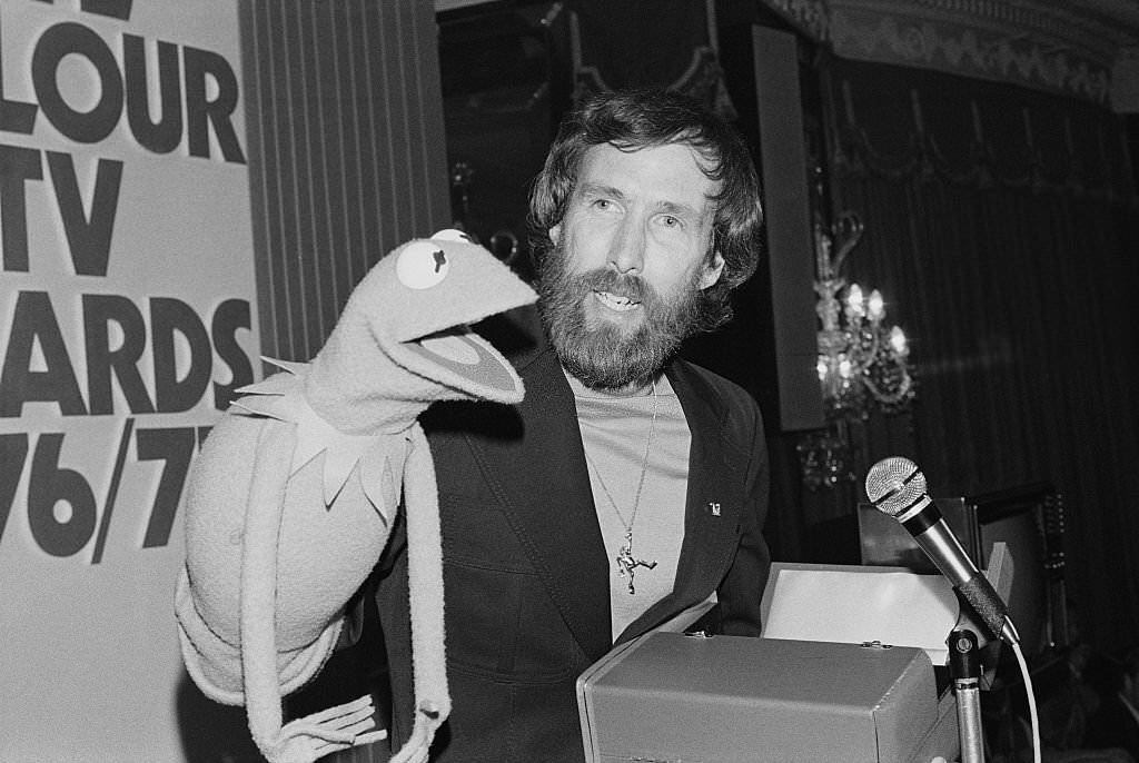 American puppeteer Jim Henson (1936-1990) pictured with his creation, Kermit the Frog at the Pye TV Awards in London on 23rd May 1977.