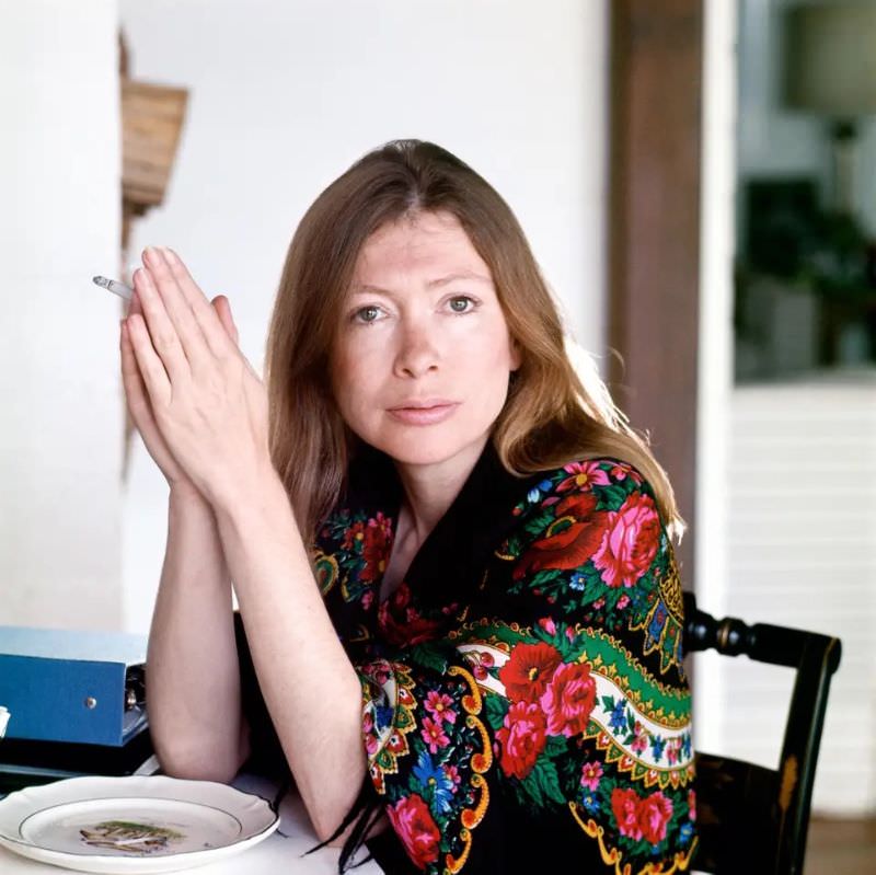 Joan Didion: Life Story and Fabulous Photos of the Legendary American Writer