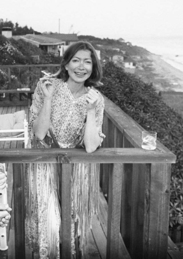 Joan Didion: Life Story and Fabulous Photos of the Legendary American Writer