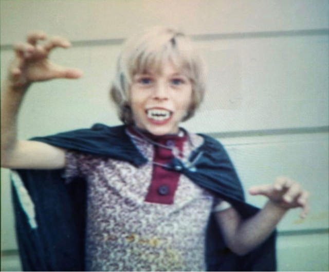 Lovely Childhood Photos of Kurt Cobain that are Too Damn Cute