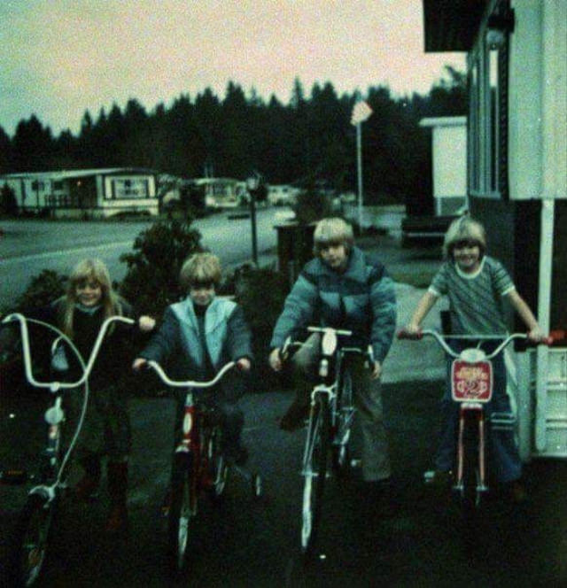 Lovely Childhood Photos of Kurt Cobain that are Too Damn Cute