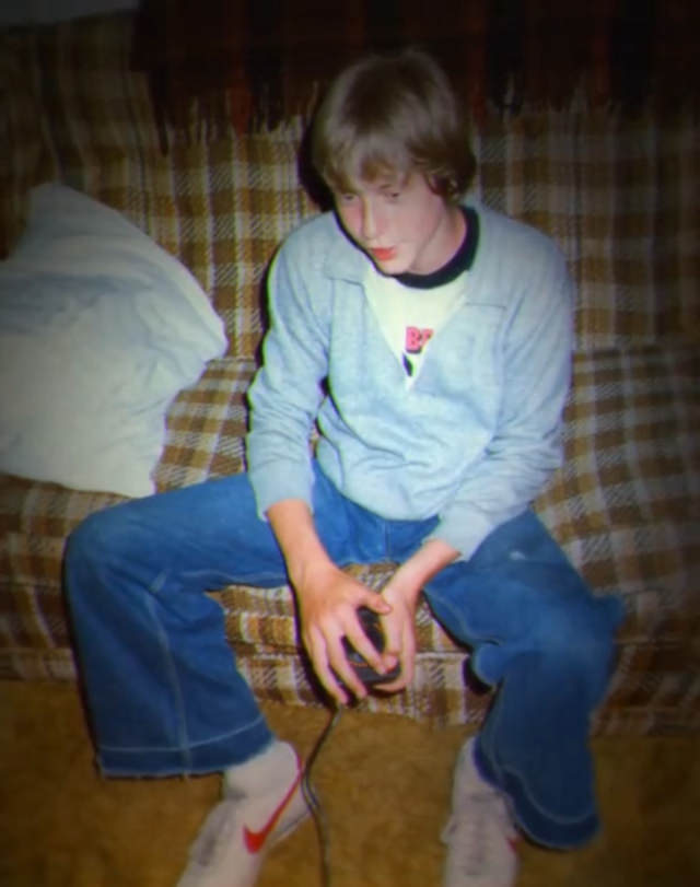 Lovely Childhood Photos of Kurt Cobain that are Too Damn Cute