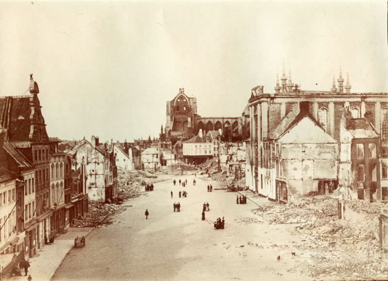City Hall and St-Pieterskerk from Naamsestraat, Leuven, August 1914
