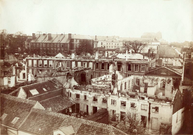 Rubble behind City Hall, Leuven, August 1914