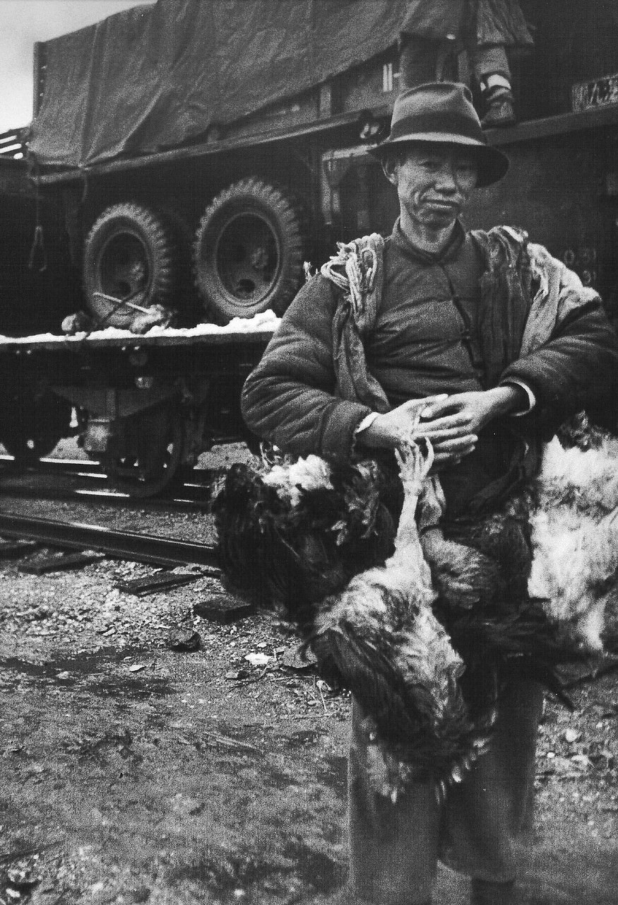 China's Last Days: Fascinating Photos of Life in Shanghai from 1947-1949 by Jack Birns