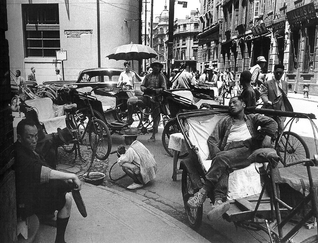 China's Last Days: Fascinating Photos of Life in Shanghai from 1947-1949 by Jack Birns