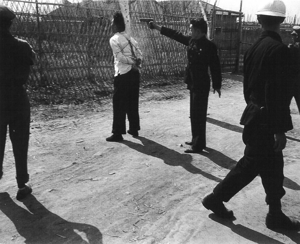 China's Last Days: Fascinating Photos of Life in Shanghai from 1947-1949 by Jack Birns