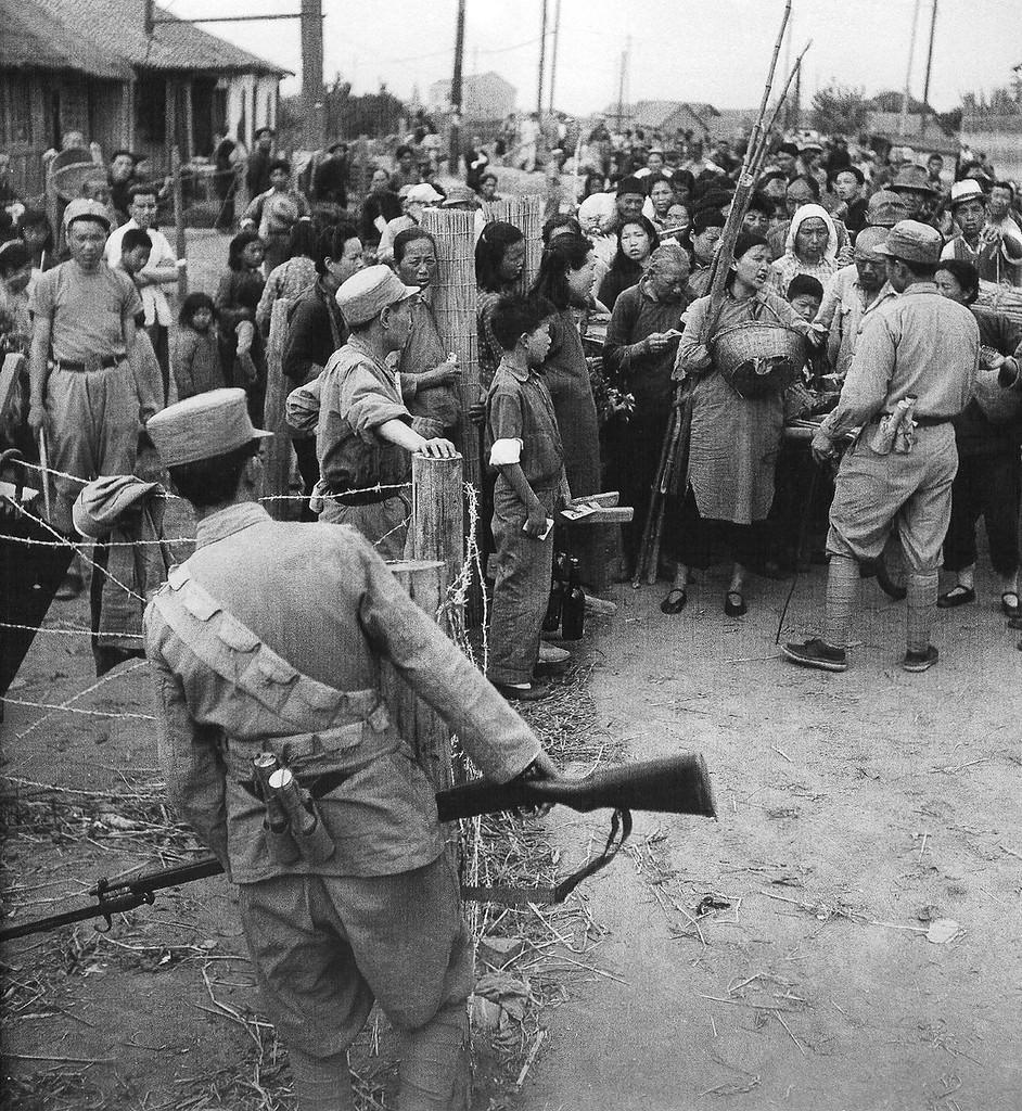 China's Last Days: Fascinating Photos of Life in Shanghai from 1947-1949 by Jack Birns