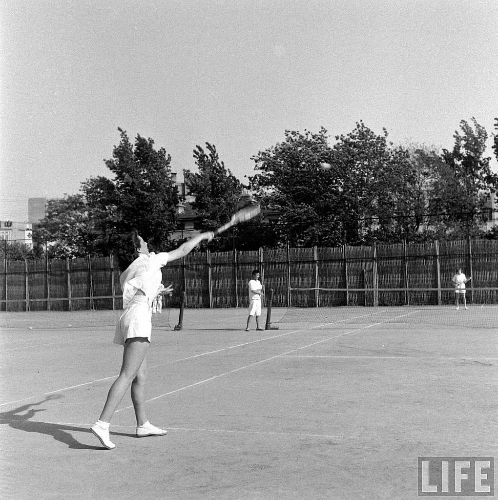 China's Last Days: Fascinating Photos of Life in Shanghai from 1947-1949 by Jack Birns