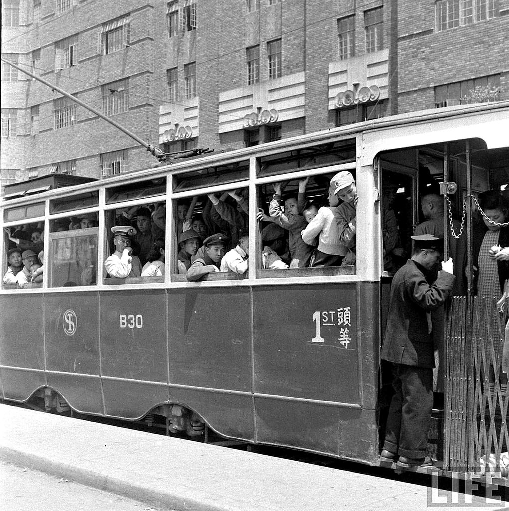 China's Last Days: Fascinating Photos of Life in Shanghai from 1947-1949 by Jack Birns