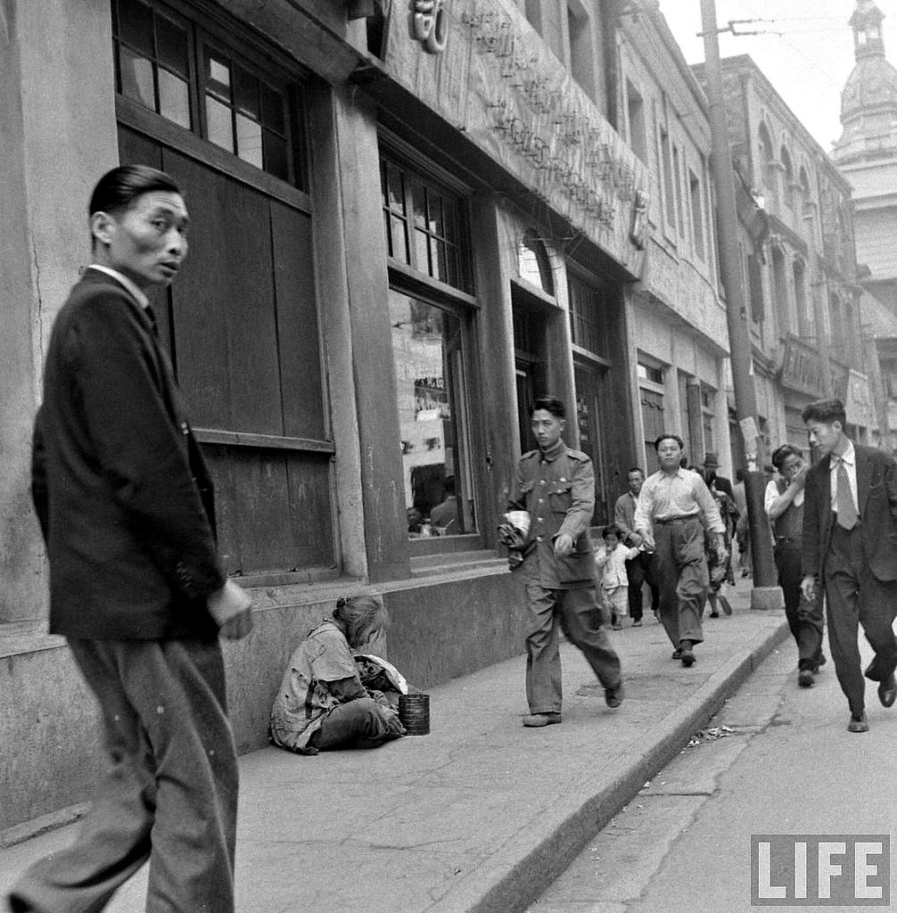 China's Last Days: Fascinating Photos of Life in Shanghai from 1947-1949 by Jack Birns