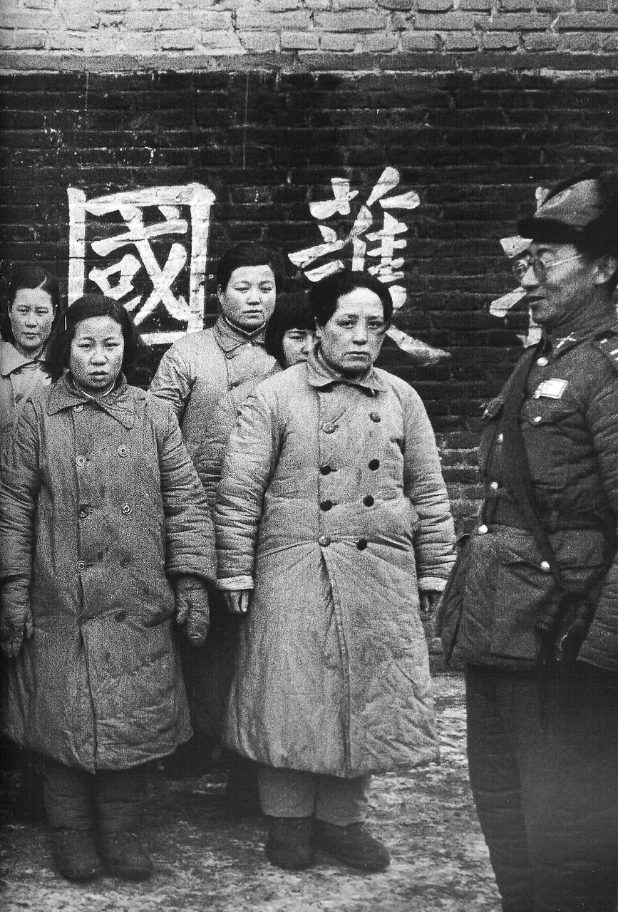 China's Last Days: Fascinating Photos of Life in Shanghai from 1947-1949 by Jack Birns