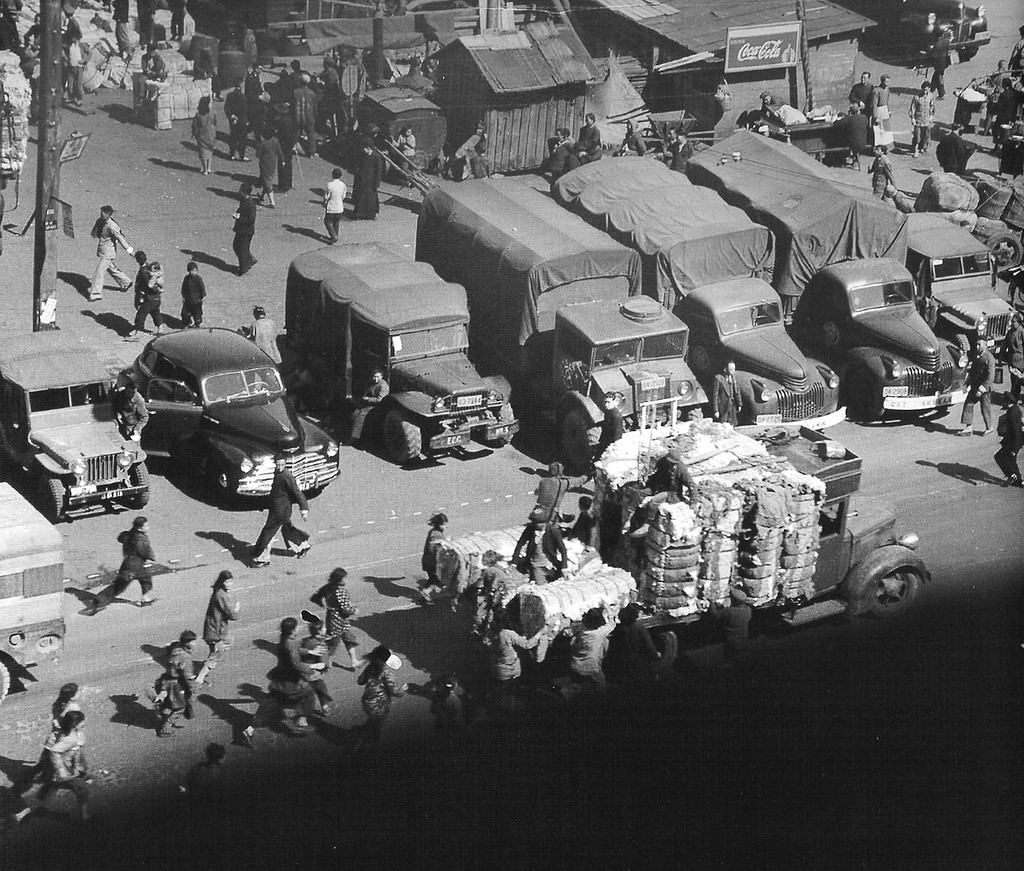 China's Last Days: Fascinating Photos of Life in Shanghai from 1947-1949 by Jack Birns