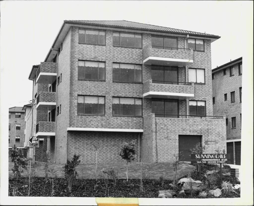 The Sunningdale block of home units in Moore Street, Liverpool, 1983