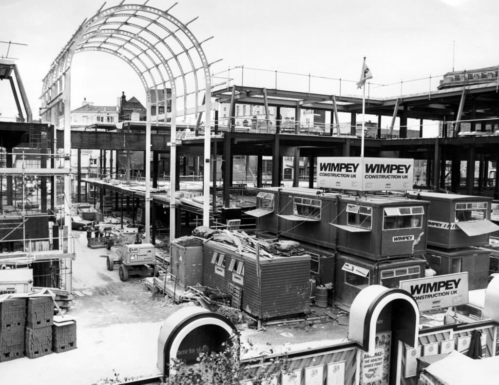 Clayton Square being built, 16th September 1987.