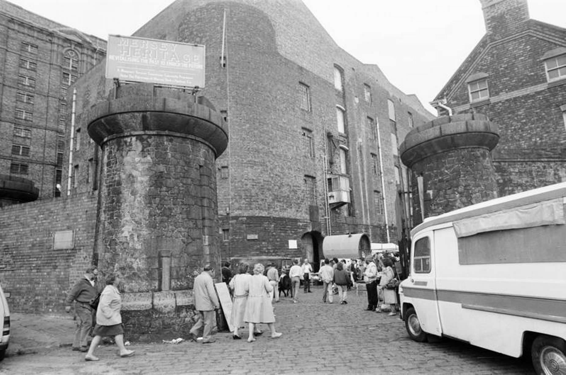 Heritage Market, Stanley Dock, Liverpool, 25th September 1988.