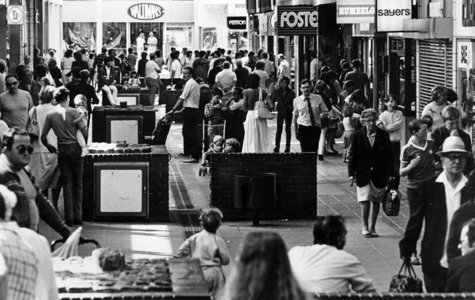 Grange Precinct, Birkenhead, bustling with shoppers. 27th July 1984.