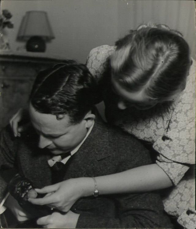 Beautiful Vintage Photos of Lovely Couples from the 1940s