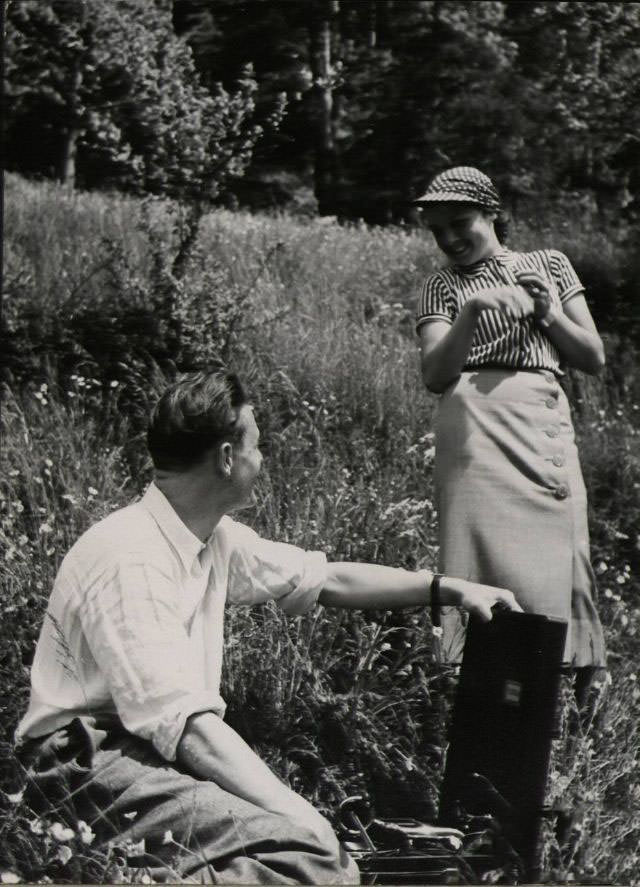 Beautiful Vintage Photos of Lovely Couples from the 1940s