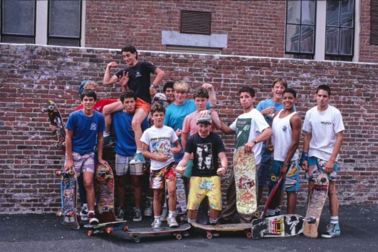 Fascinating Photos of Life in Lowell, Massachusetts in 1987-1988