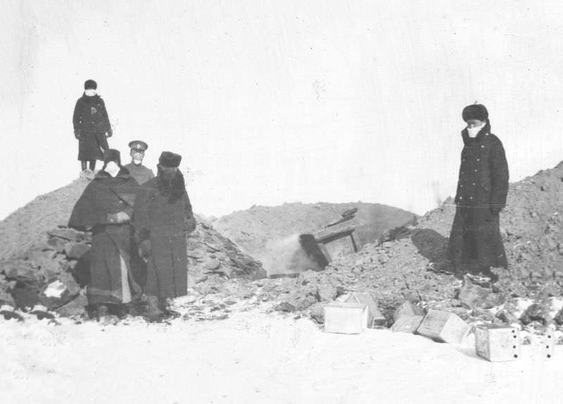 Staff inspecting crematory, Fuchiatien