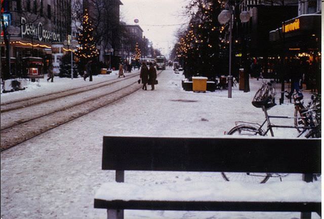 The Planken in front of Planken Kino, Christmas 1978