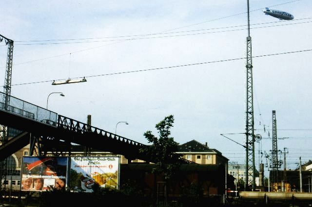 The station footbridge to Lindenhof, 1979