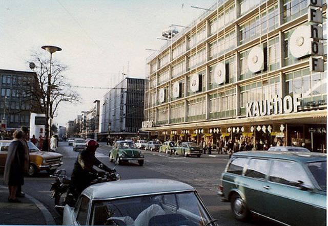 The Planken in front of the Kaufhof, 1972